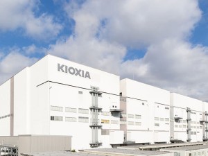 キオクシア株式会社【プライム市場】 品質管理／世界最大級の半導体製造拠点／年休125日
