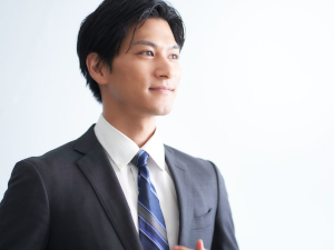 株式会社清水インダストリー ルート営業／未経験歓迎／完全週休2日制（土日休み）