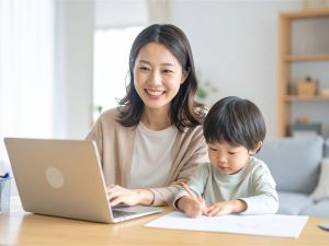 合同会社Ａｂｔｈｉｎｇ　Ｉｎｎｏｖａｔｉｏｎ 総合人事・事務職／年休130日以上／週休3日制導入／在宅勤務