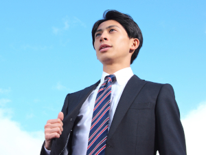 株式会社九州日立(日立グループ) 総合職（法人営業・技術職）／賞与年2回／年休126日