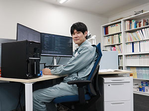 海南エンジニアリング株式会社 電気設計／経験者歓迎／月給30万円～／転勤なし／期末賞与あり