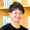 ITエンジニア／前職：物流会社での荷物仕分け