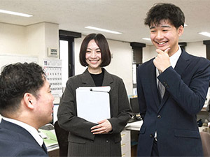 Ａｉｍパートナーズ総合会計事務所 税理士サポート／未経験歓迎／年休120日／定時退社／土日祝休