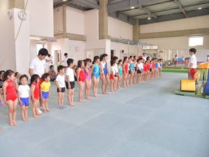 株式会社大泉スワロー体育クラブ スポーツインストラクター／未経験歓迎／完全週休2日制／転勤無