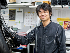 有限会社カワサキ沼津販売 自動車検査員／自動車検査員資格必須／創業50年以上の安定企業