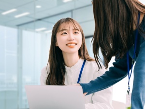 株式会社アスパーク ITサポート／大手勤務／研修充実／在宅勤務も有／E002ーE