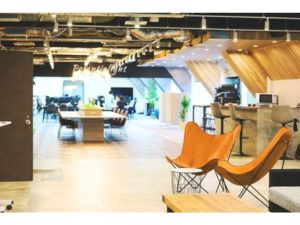 株式会社ポテンシャライト 採用コンサルティング職／未経験歓迎／在宅勤務可／年休120日