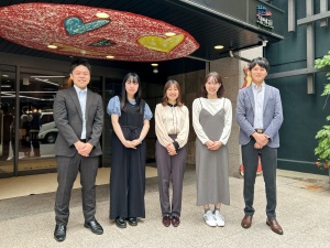 株式会社グローアップ 駅や電車を彩る交通広告の企画営業／未経験歓迎／飛び込みなし