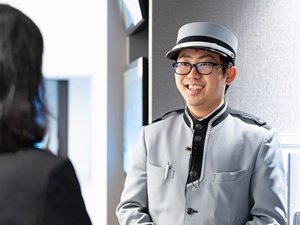 株式会社キューネット バトラーガード／月給29.2万円～／年休120日／賞与年2回