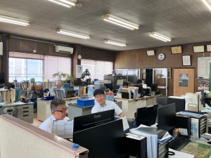 株式会社小川真功商店 ルート営業／未経験歓迎／年休120日以上／転勤無／東証上場G