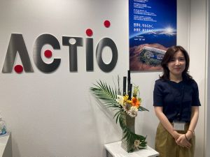 アクティオ株式会社 財務事務／未経験歓迎／年休125日／時差出勤可／社宅制度あり