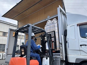 株式会社岩田勇商店 ドライバー （近距離・ルート配送）／日勤のみ／土日休み