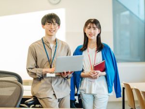 株式会社からだ元気治療院 スーパーバイザー／月給40万円～／完全週休2日／フレックス制