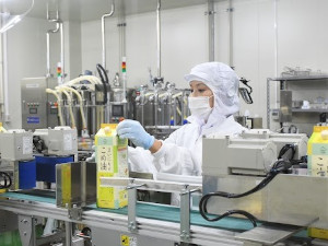 三和油脂株式会社 こめ油の製造スタッフ／未経験歓迎／賞与年2回／土日休み
