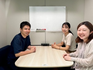 生活協同組合連合会コープ自然派・オレンジコープ事業連合 事務系総合職（人事・総務）／残業10時間以内／土日休み