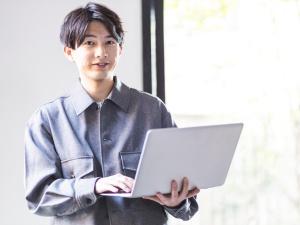 株式会社ＡＸＬ ITエンジニア／運用・監視から上流へ／年休125日