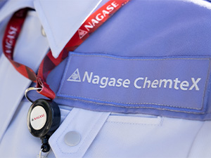 ナガセケムテックス株式会社(長瀬産業の連結子会社) 化学メーカーの製造オペレーター／年休123日／月給29万円～
