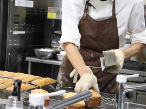 株式会社キャメルマオイ 焼き菓子メインのパティシエ／残業0h／日中勤務／長沼道の駅