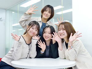 ソニアキューブ株式会社 人事／定時退社OK／月給30万円以上／賞与年2回／土日祝休み