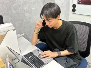 株式会社ゼスト 芸能マネージャー／音楽・テレビで活躍のタレントも／未経験歓迎