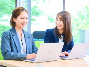 株式会社BREXA　Advan 総務労務／面接1回／年休125日／土日祝休／在宅勤務有