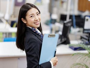 平和自動車交通株式会社(日本交通グループ) 人事労務・総務（幹部候補）／業界大手の安定基盤で働く！