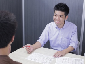 株式会社サムデイ 「武田塾」の校舎長／未経験歓迎／月給27万円以上／手当充実