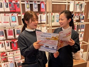 株式会社リン・リン ドコモショップの販売スタッフ／残業月平均15時間