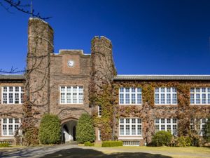 株式会社立教企画(学校法人立教学院グループ) 歴史ある学び舎「立教大学」の総務事務／豊富なキャリアパス
