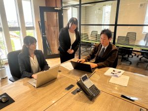 株式会社クオリティー 役員秘書・総務事務／年休125日／残業8h／転勤無／経験不問