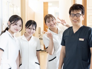医療法人ＣＲＥＡ（ただこし歯科・矯正歯科 総合クリニック） 医療事務／未経験歓迎／原則定時退社／完全週休2日制／転勤なし