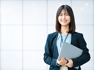 株式会社コンフォート 人事労務／土日祝休／残業月5H程度／成長性抜群で将来も安心