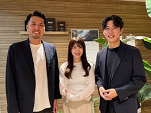 クラウドキャリア株式会社 スタッフ育成・研修担当／年間休日125日／残業10h以下