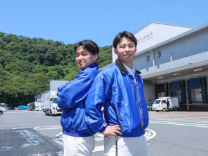 関東シモハナ物流株式会社／岩槻第一営業所(シモハナグループ) 倉庫スタッフ／月収39万円可／家賃補助有／昇給率7.76%
