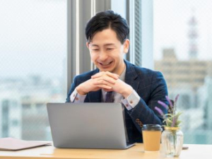 光ネット商工協同組合 管理部門の統括責任者候補／年俸600万～700万円／土日祝休