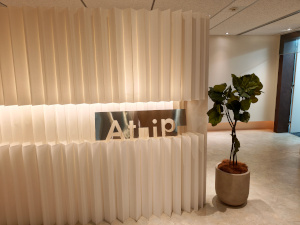 株式会社Ａｔｉｐ キャリアアドバイザー／経験不問／月給30～50万円／土日祝休