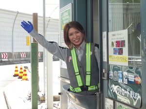 株式会社ネクスコ・トール関東(NEXCO東日本グループ) 高速道路の料金所スタッフ／正社員登用あり／40代50代活躍中