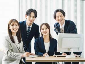 ヴェーダエナジーソリューション株式会社 法人ルート営業／未経験OK／飛び込み・ノルマなし／残業少