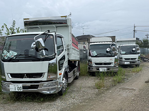 中日本開發有限会社 大型ドライバー／月給35万円以上／愛知県内／手積み手降ろし無