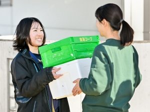 生活協同組合コープみえ ルート配送／未経験歓迎／賞与平均4カ月／残業月10H／土日休