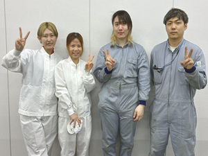 富川化学工業株式会社 食品容器の技術職／未経験OK／車通勤可／賞与最大4.8カ月分