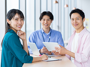 医療法人社団ＰＲＩＤＥ会 総務（事務・人事）／未経験歓迎／月給35万円～／年休120日