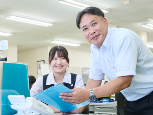 株式会社津田屋 保険営業／未経験歓迎／既存顧客中心／月給28万円～／転勤なし