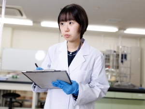 WDB株式会社（WDBホールディングスグループ） 四国／研究（実務未経験可）／月給30万円～／年休120日