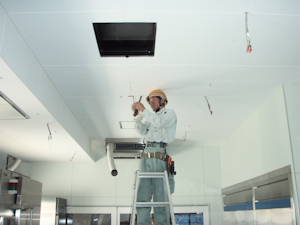 新井電気工業株式会社 電気設備工事の施工管理／未経験も歓迎／土日祝休／月残業15H