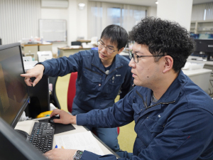共和機械株式会社 ルート営業／年休120日／土日祝休み／転勤なし／残業少なめ