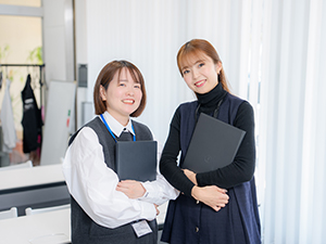 株式会社サブスリー ITサポート事務／未経験歓迎／年休125日／残業月10h未満