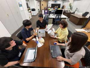 ニッペホームプロダクツ株式会社(日本ペイントホールディングスのグループ会社) 生産物流・経営管理の事務職／フレックス勤務／年休120日以上