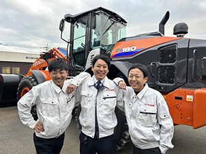 九州川崎建機株式会社 未経験歓迎の法人営業／建機・重機の販売リース／年休125日