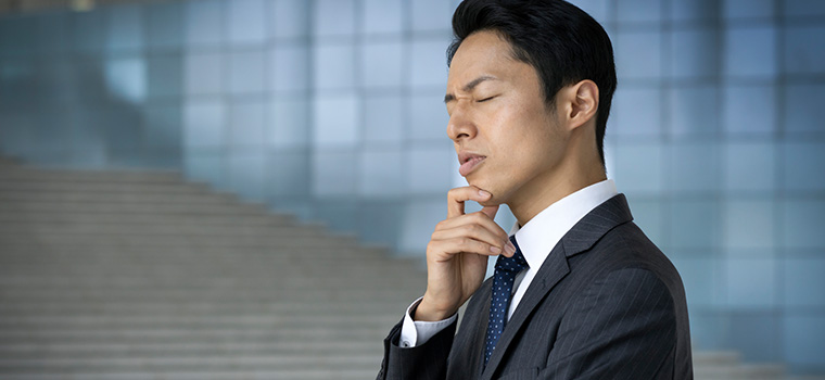 失明した男性のイメージ